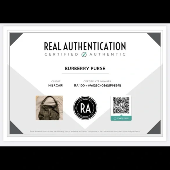 Burberry Purse 100% Authentic - Picture 6 of 6